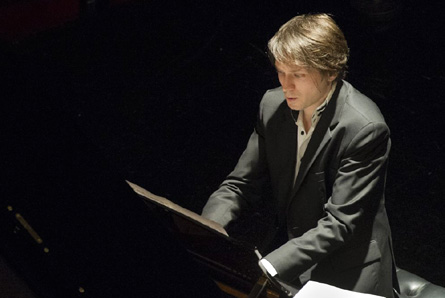 le jeune pianiste Guillaume Coppola joue Liszt à Saint-Étienne