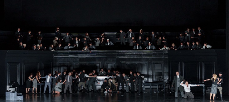 Arnaud Bernard met en scène MANON de MAsseet au Teatro Regio de Turin...