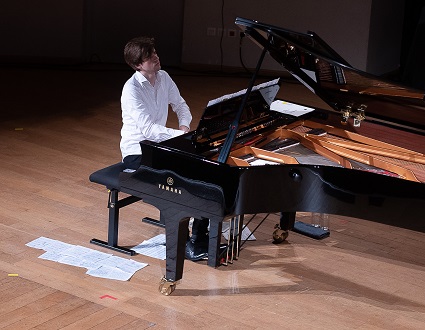 Le jeune pianiste Mikhaïl Bouzine en récital à Lille Piano(s) Festival 2021