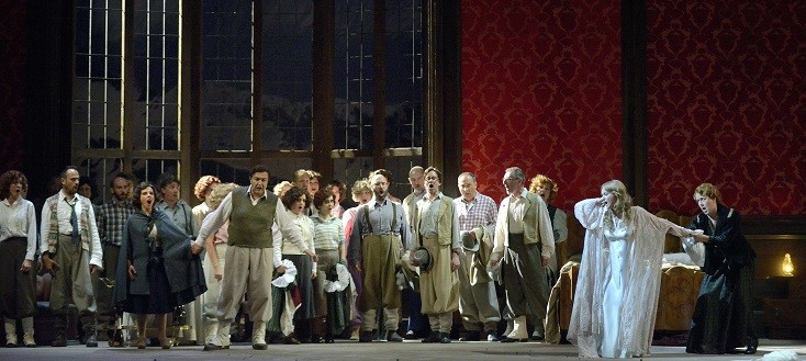 La Fenice de Venise reprend avec succès sa production de La sonnambula
