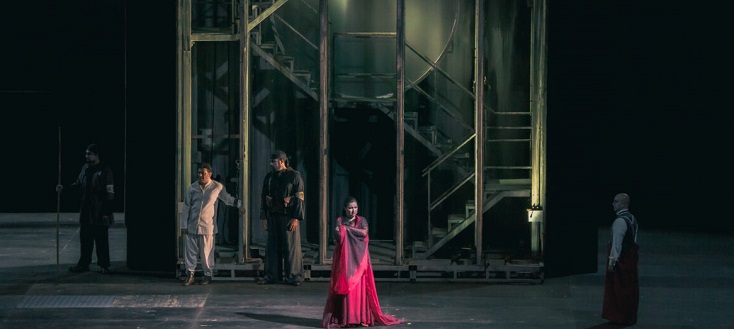 Au Festival Puccini de Torre del Lago, TURANDOT mis en scène par Daniele Abbado