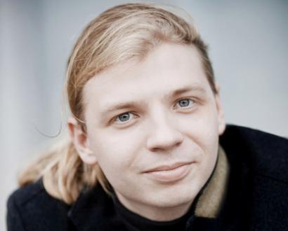le jeune pianiste russe Denis Kozhukhin en récital aux Bouffes du nord
