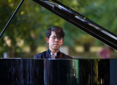 Le pianiste Aristo Sham joue Beethoven et Brahms