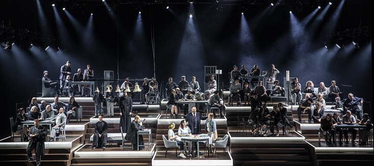 Vasily Barkhatov signe le nouveau BORIS GODOUNOV de l'Opéra de Lyon...