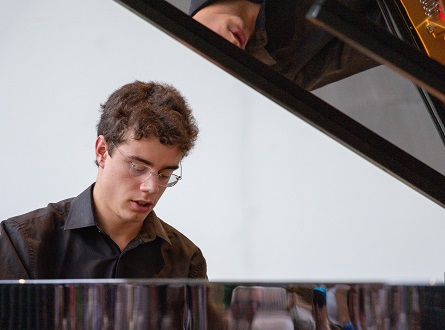 Le pianiste Paul Lecocq joue Beach et Schumann